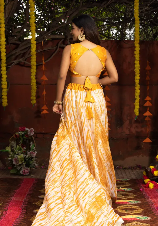 Vedika_Mustard_Tie_Dye_Lehenga