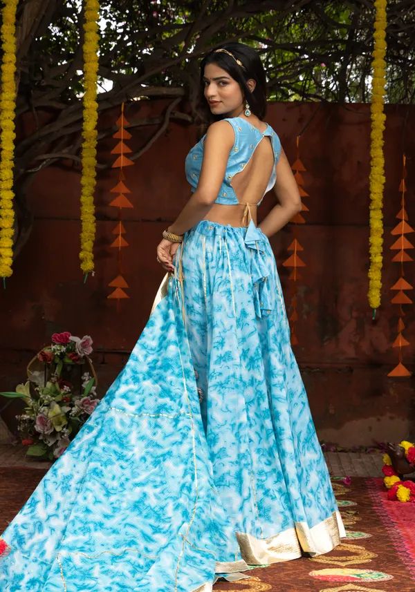 Sara_Blue_Tie_Dye_Lehenga_Set