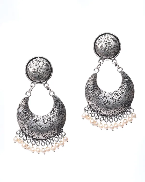 Oxidized_Silver-Toned_Engraved_Chandbali_Drop_Earrings_with_Pearl_Drops