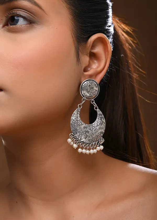 Oxidized_Silver-Toned_Engraved_Chandbali_Drop_Earrings_with_Pearl_Drops