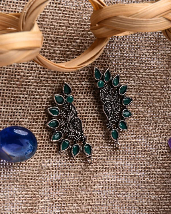 Oxidized_Silver-Toned_Ear_Cuff/Climber_Studs_with_Green_Stone_Detail