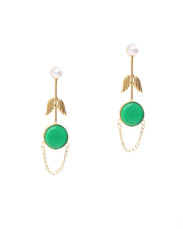 Contemporary_Pearl_Stud_Drop_Earrings_with_Green_Stone_and_Chain_Detail