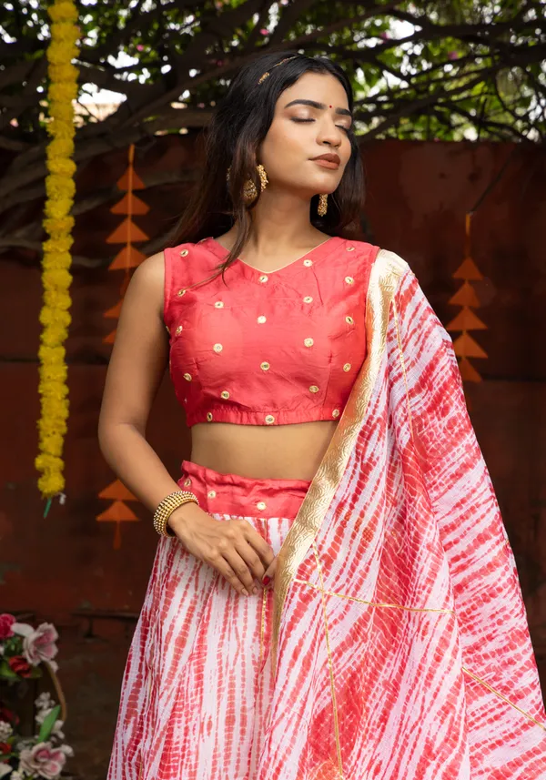Vedika_Red_Tie_Dye_Lehenga