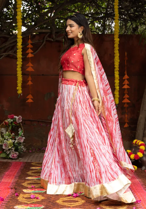 Vedika_Red_Tie_Dye_Lehenga