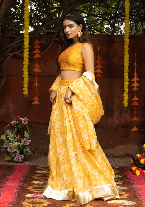 Sara_Mustard_Tie_Dye_Lehenga_Set