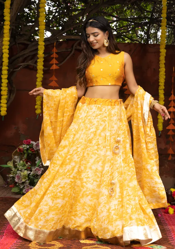 Sara_Mustard_Tie_Dye_Lehenga_Set