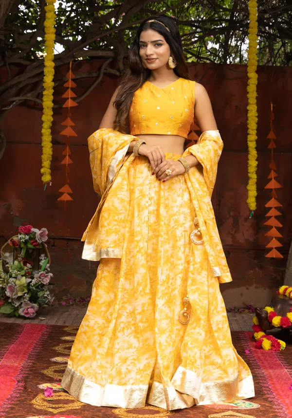 Sara_Mustard_Tie_Dye_Lehenga_Set