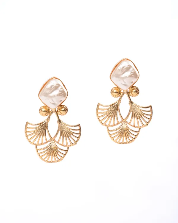 Gold-Toned_Ginkgo_Fan_Drop_Earrings_with_Baroque_Pearl_Stud