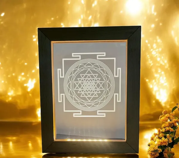 3D_Illusion_Led_Wooden_Frame_(Shree_Yantra)