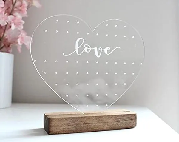 Acrylic_Jewellery_Stand_(Heart)_(Customisable)
