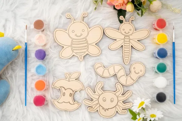 Diy_Mdf_Bees_Theme_Coloring_Kit