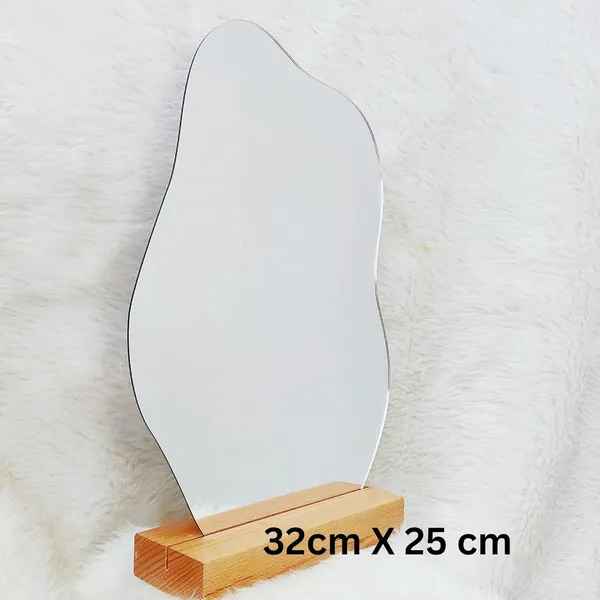 Abstract_Mirror_With_Stand_For_Home_Decor