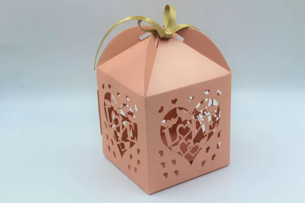 Pack_Of_25_Pink_Laser_Cut_Fancy_Paper_Box