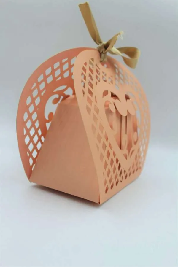Pack_Of_25_Pink_Laser_Cut_Fancy_Paper_Box