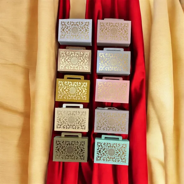 Pack_Of_25_Pink_Laser_Cut_Fancy_Paper_Box