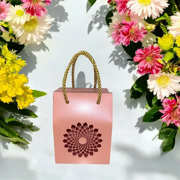 Pack_Of_25_Pink_Laser_Cut_Fancy_Paper_Box