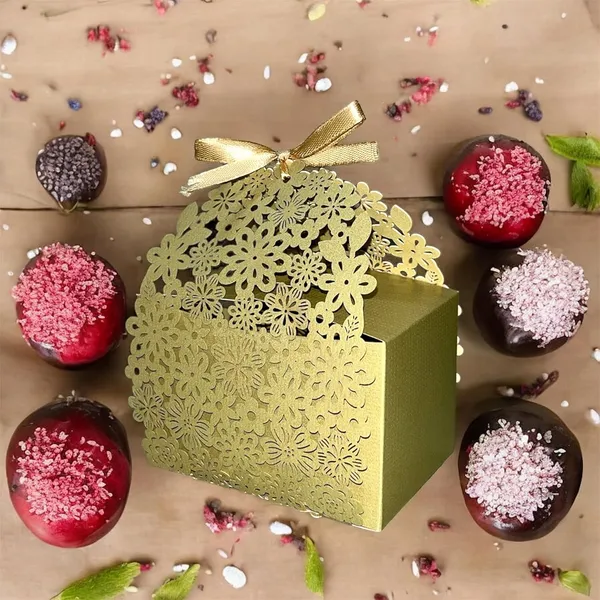 Pack_Of_25_Green_Laser_Cut_Fancy_Paper_Box