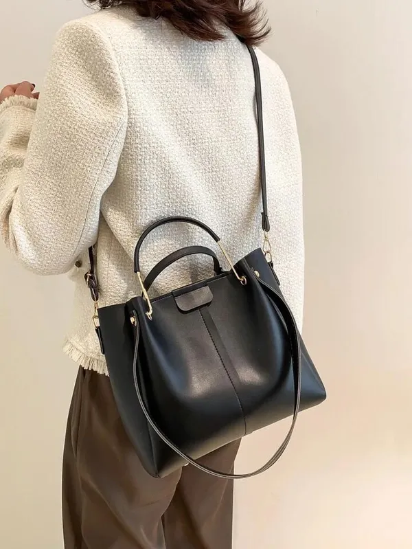 Black_Latest_Handbags_Premium_Handbags_Designer_Handbags_2024_Handbags_Handbags_For_Women_Handbags_For_Girls