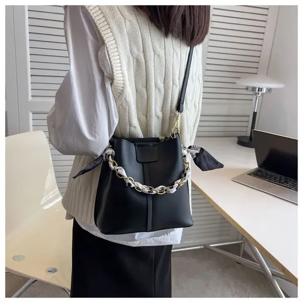 Black_Fashionable_Pu-_Women_Leather_Bucket_Tote_Bag_With_Scarf_Chain_Handle._Two_Compartment__Zipper_Pocket_As_Partition
