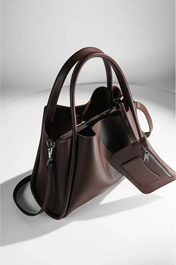 Elegant_PU_Leather_Tote_Bag_for_Women_with_Detachable_Zip_Pouch,_Dual_Handles_&_Adjustable_Strap_–_Spacious_Office,_Travel_&_Daily_Use_Handbag_for_Girls,_Premium_Quality_Shoulder_Sling_Bag_for_Stylish_Look