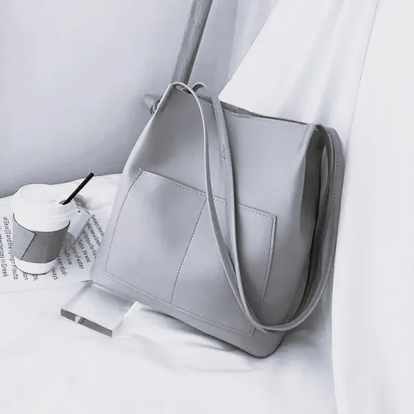 Grey_Women_Tote_Bag__Leather_Handbags_Casual_Ladies_Shoulder_Bags_For_Shopping._With_1_Compartment_And_Front_Pocket