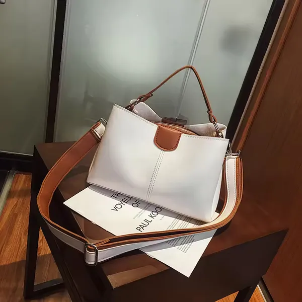 White_Designer_Ladies'_Pu-Leather_Shoulder_And_Crossbody_Bags__Large_Capacity_Travel_Bucket_Handbags