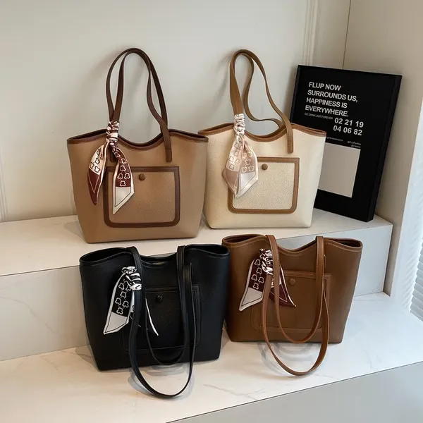 Black_Handbag_for_Women_|_Stylish_PU_Leather_with_Multiple_Utility_Pockets
