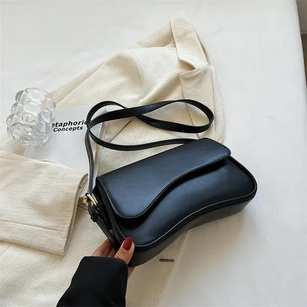 Black_Women'S_Shoulder__Crossbody_Bag_With_Inner_Zip_Pocket__Stylish,_Functional__Perfect_For_Daily_Use