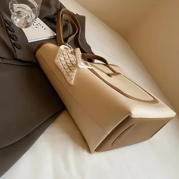 White_Stylish_Women'S_Tote_Bag_With_Back,Front_And_Inner_Pocket__Spacious_Compartment_With_Ribbon_Decoration_Perfect_For_Travel,_Office,__Daily_Style