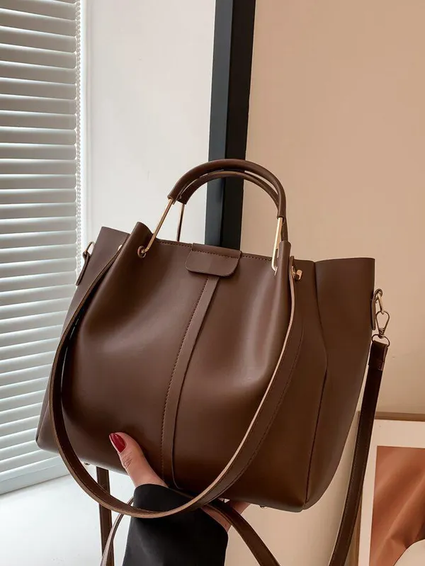 Brown_Latest_Handbags_Premium_Handbags_Designer_Handbags_2024_Handbags_Handbags_For_Women_Handbags_For_Girls