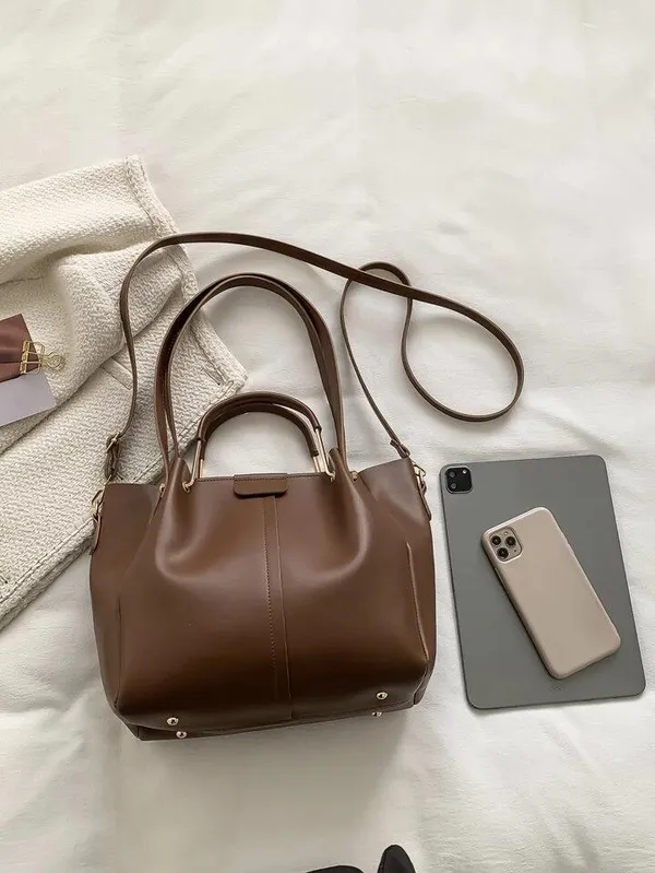 Brown_Latest_Handbags_Premium_Handbags_Designer_Handbags_2024_Handbags_Handbags_For_Women_Handbags_For_Girls