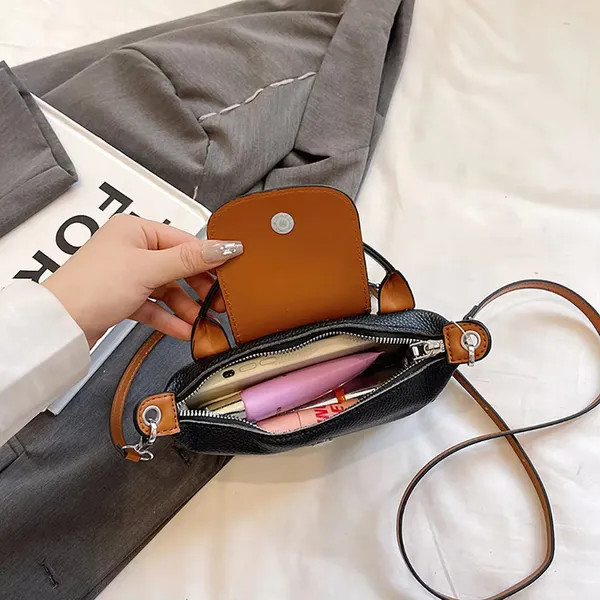 Black_Women_S_Pu-_Leather_Crossbody_Wing_Bag_-_Casual,_Fashionable,_Lightweight_And_Portable