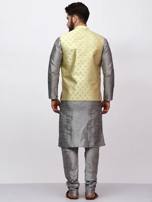 Silver_Banarasi_Dupion_Kurta_With_Box_Jacket_Set_For_Men
