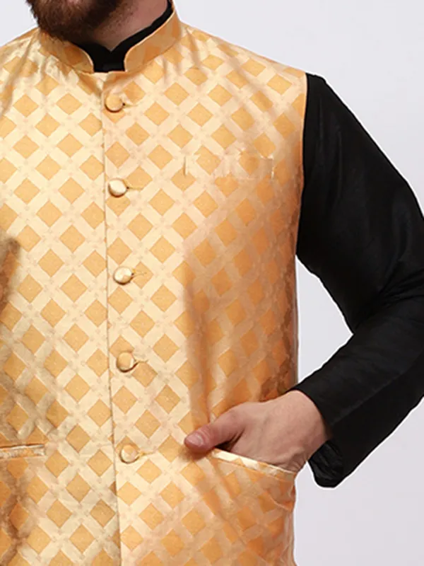 Black_Banarasi_Dupion_Kurta_With_Box_Jacket_Set_For_Men