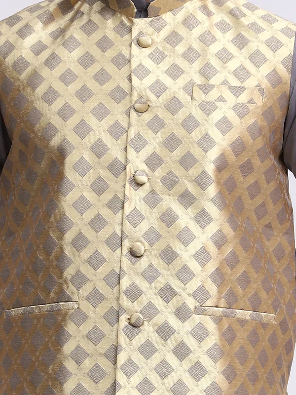 Grey_Cotton_Kurta_With_Pyjama_And_Box_Jacket_Set_For_Men
