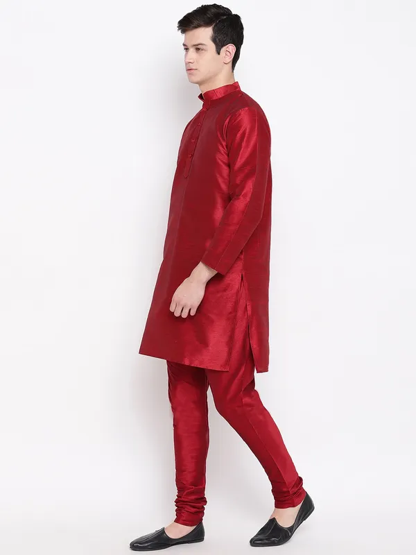 Red_Banarasi_Dupion_Kurta_With_Churidar_And_Waistcoat_Set_For_Men