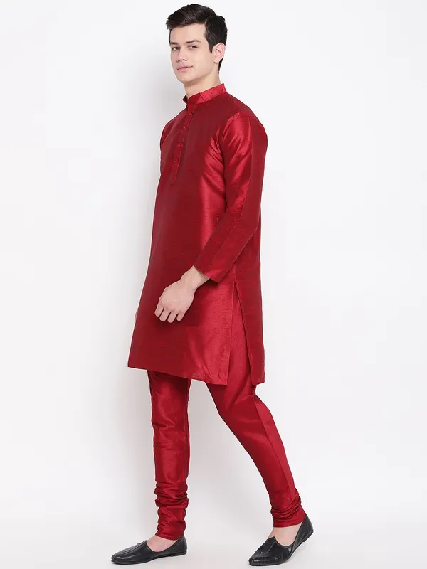 Red_Banarasi_Dupion_Kurta_With_Churidar_And_Waistcoat_Set_For_Men