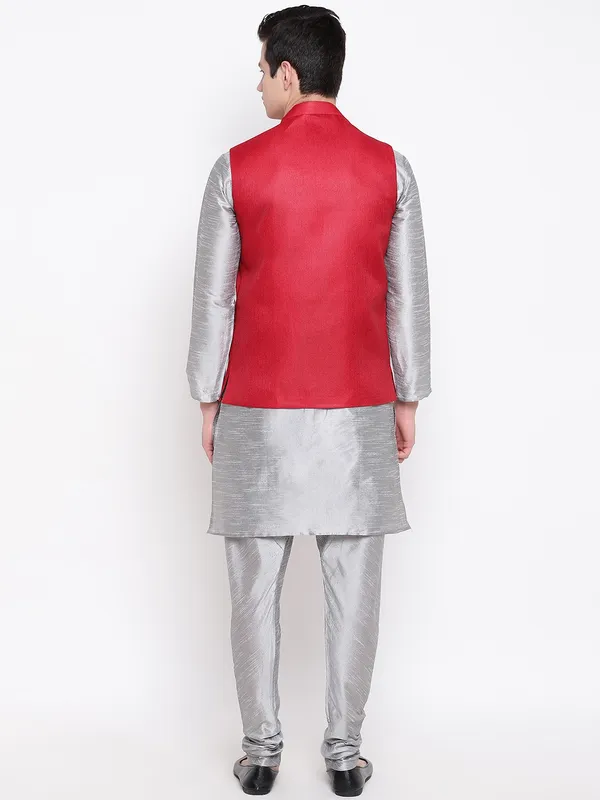 Silver_Banarasi_Dupion_Kurta_With_Churidar_And_Jute_Waistcoat_Set_For_Men