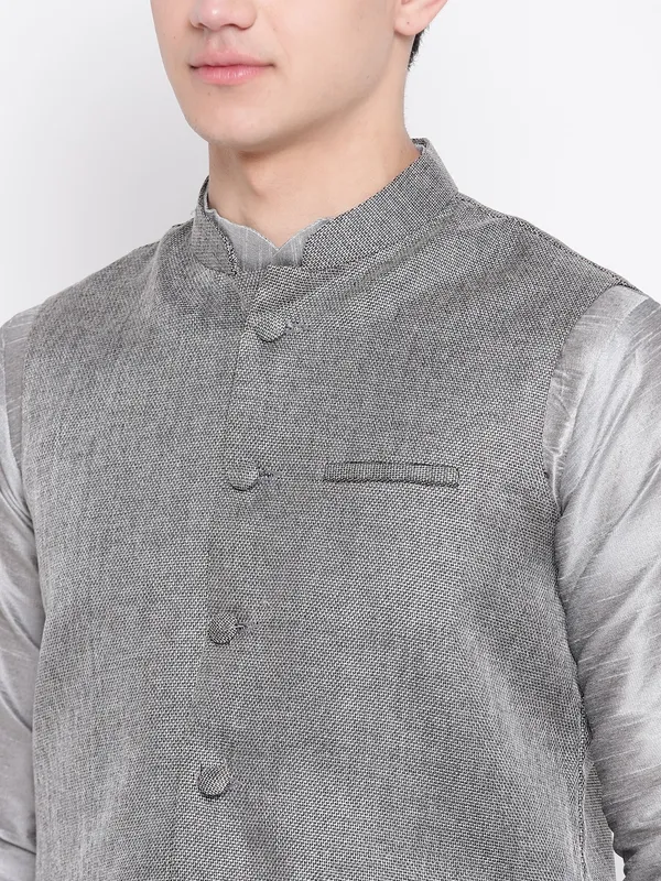 Silver_Banarasi_Dupion_Kurta_With_Churidar_And_Jute_Waistcoat_Set_For_Men