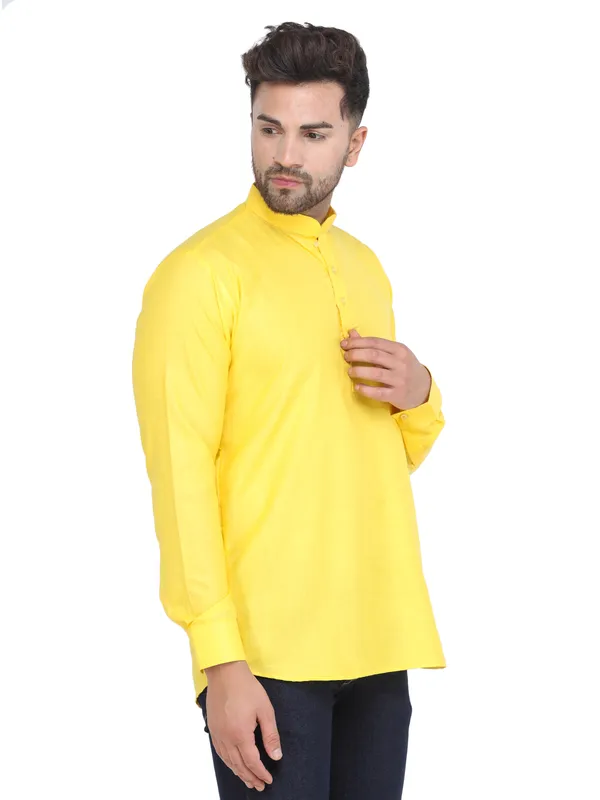 Yellow_Casual_Cotton_Short_Kurta_For_Men