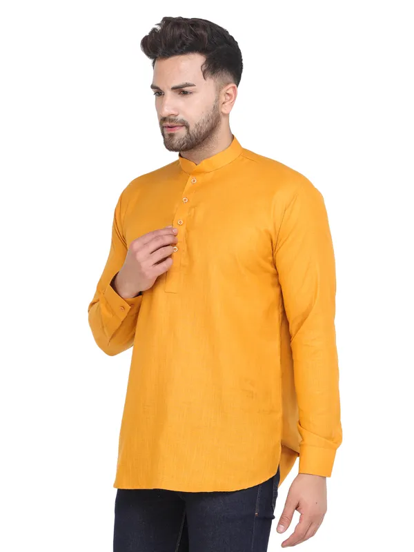 Mustard_Casual_Cotton_Short_Kurta_For_Men