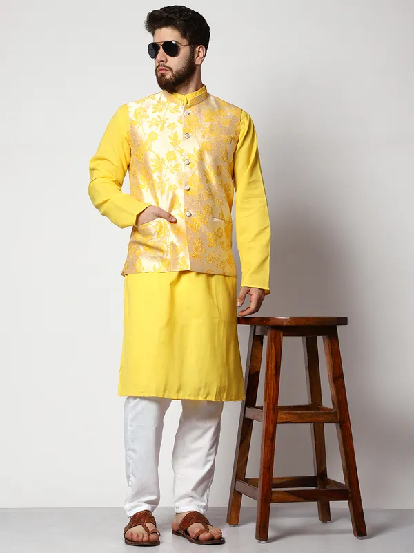 Yellow_Cotton_Kurta_With_Pyjama_And_Jacket_Set_For_Men