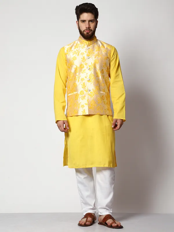Yellow_Cotton_Kurta_With_Pyjama_And_Jacket_Set_For_Men