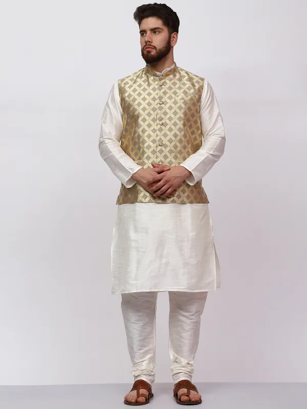Cream_Banarasi_Dupion_Kurta_With_Box_Jacket_Set_For_Men
