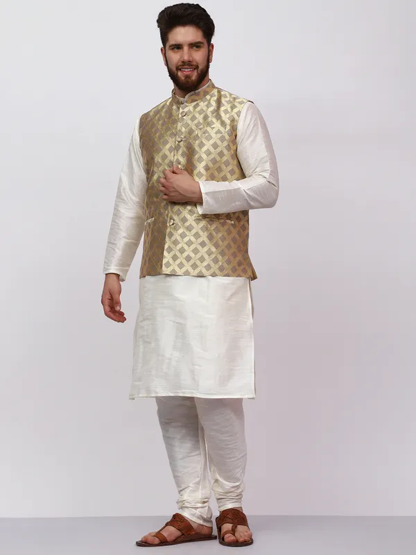 Cream_Banarasi_Dupion_Kurta_With_Box_Jacket_Set_For_Men