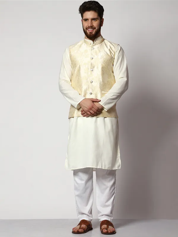 Cream_Cotton_Kurta_With_Pyjama_And_Jacket_Set_For_Men
