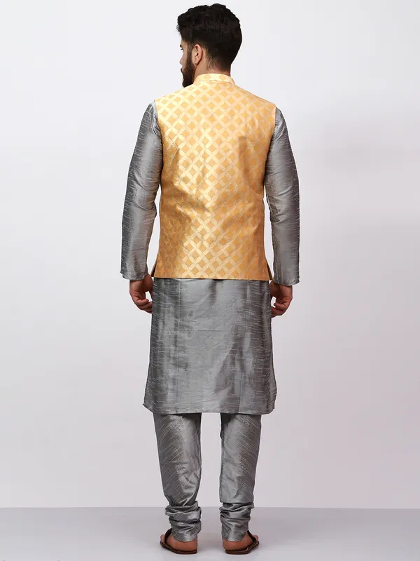 Silver_Banarasi_Dupion_Kurta_With_Box_Jacket_Set_For_Men
