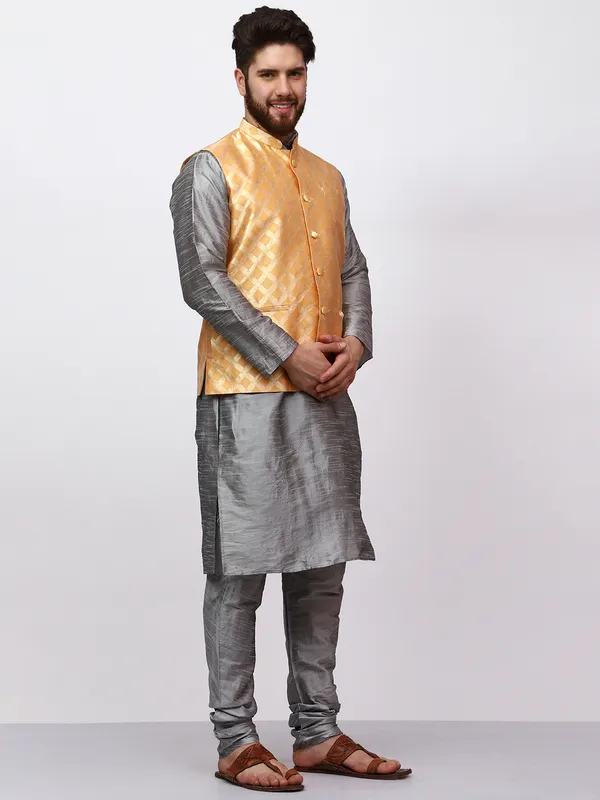 Silver_Banarasi_Dupion_Kurta_With_Box_Jacket_Set_For_Men