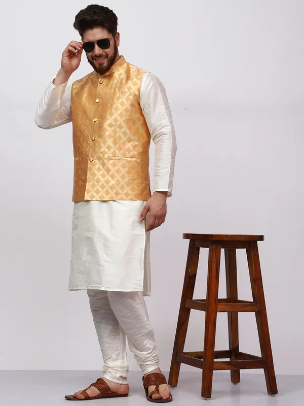 Cream_Banarasi_Dupion_Kurta_With_Box_Jacket_Set_For_Men
