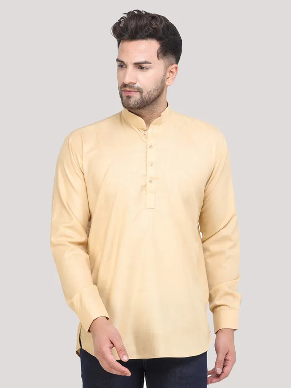 Gold_Casual_Cotton_Short_Kurta_For_Men